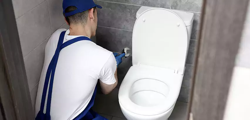 Toilet Lid Replacement in Pompano Beach